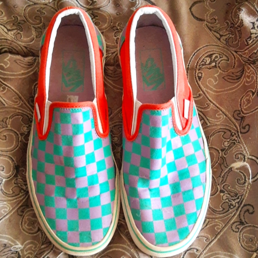 Vans slip on shoes
